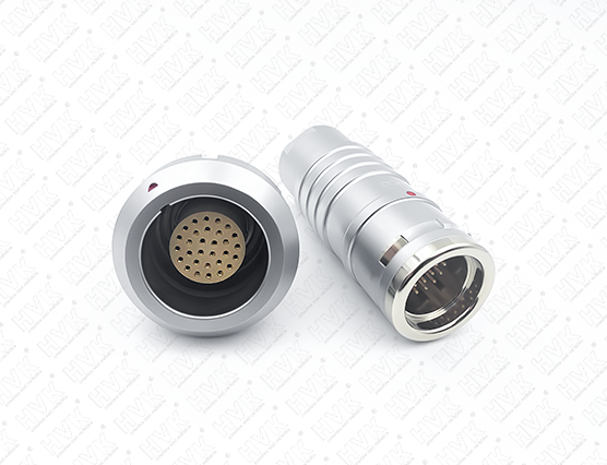 插拔自鎖連接器